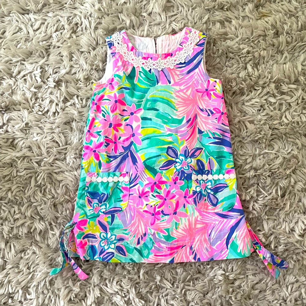 Beautiful Lily Pulitzer Sheath Dress- Size 4